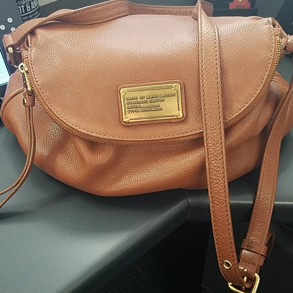 Marc Jacobs Natasha Crossbody Purse- Tan